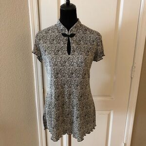 Mandarin collar tunic blouse
